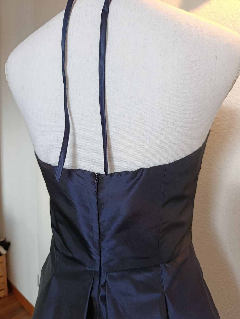 Kleider: Abendkleid – Gebraucht aus Strengelbach von Cbrughelli 2