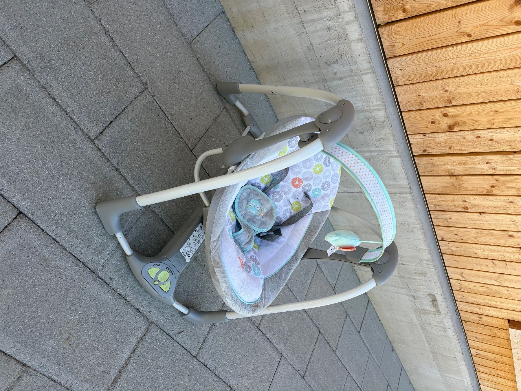 Autre balançoires de jardin: Baby Swing Grey Pattern Used Condition – D'occasion à Basel par happyelephant