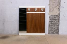 Wandgarderobe mit Spiegel