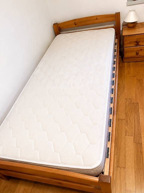 Letti: Lit et table de nuit  – Usato da Sion venduto da Nayah2 3