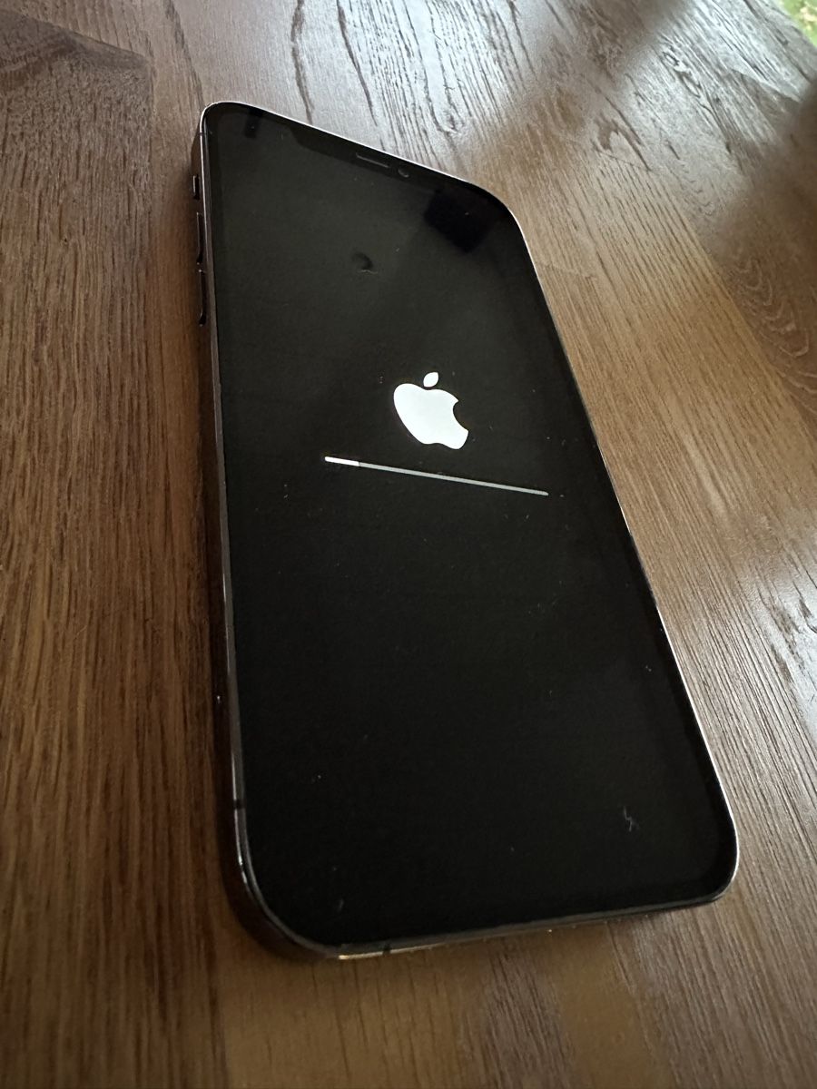 Apple Telefoni cellulari / Smartphones: Apple iPhone 12 Pro 128GB Graphit mit Originalverpackung – Usato da Deitingen venduto da Resi77 2