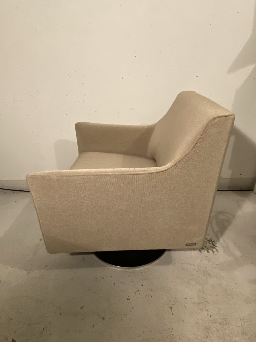 Poltrone: Artanova Drehsessel beige mit Gebrauchsspuren – Usato da Volketswil venduto da Ahot 2