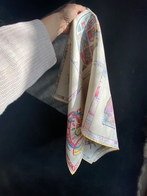 Hermès Foulard & Sciarpe: Seidentuch/Carré Hermès, Paris – Usato da Balgach venduto da Aussietrader 3