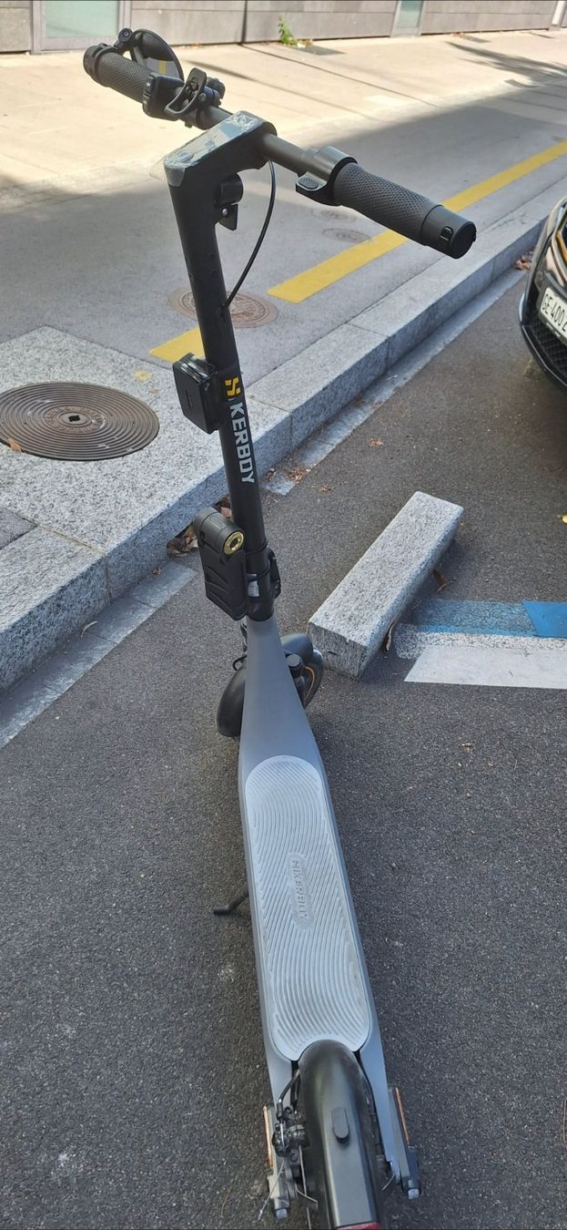 Kickboard: Trottinette électrique hikerboy Curtis Plus – Gebraucht aus Genève von tojay01 2