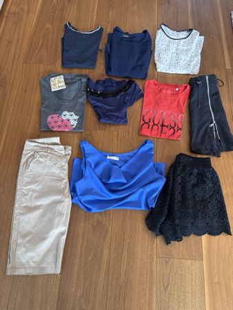 Damen Kleiderpaket, Guess, etc. z.T. NEU