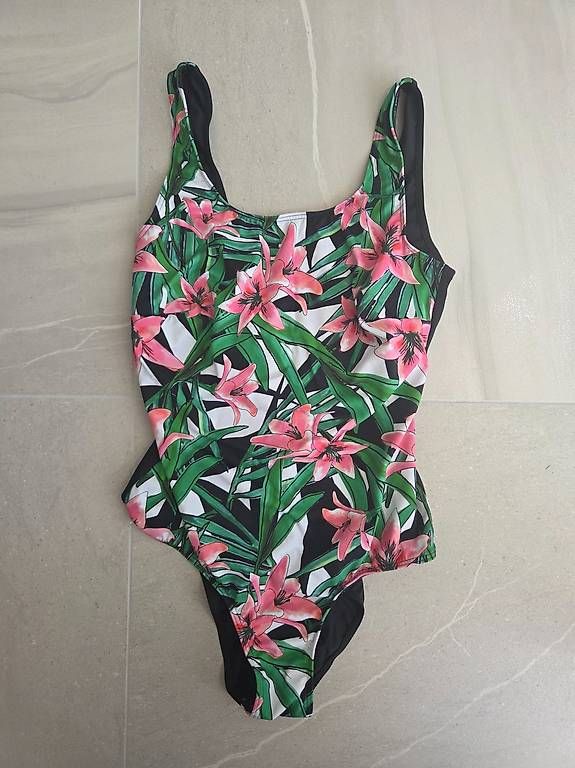 Costumi da bagno & Bikini: Badeanzug Ulla Popken – Nuovo (secondo la descrizione) da Wängi venduto da Bibo4. 1