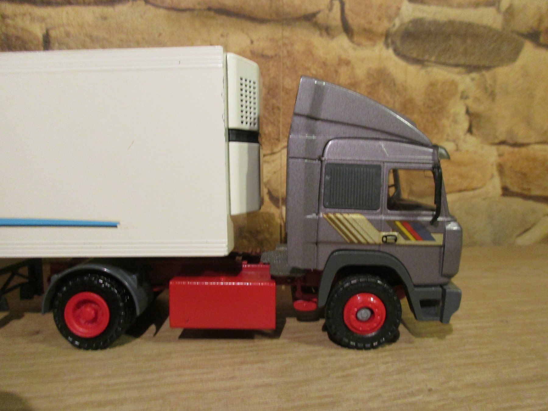 Conrad Modellbausätze & Standmodelle: Conrad  1:50  Iveco Turbostar – Gebraucht aus Ennetmoos von Truckdiver 5