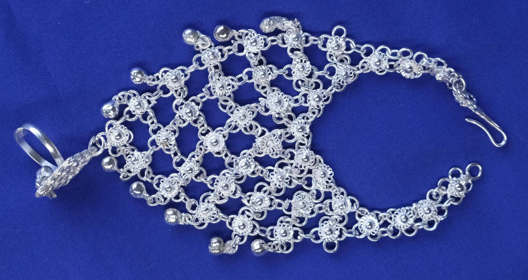 Bracciali & Braccialetti: Set 2x Handschmuck silberfarben aus Indien – Usato da Zürich venduto da Melody2000 3