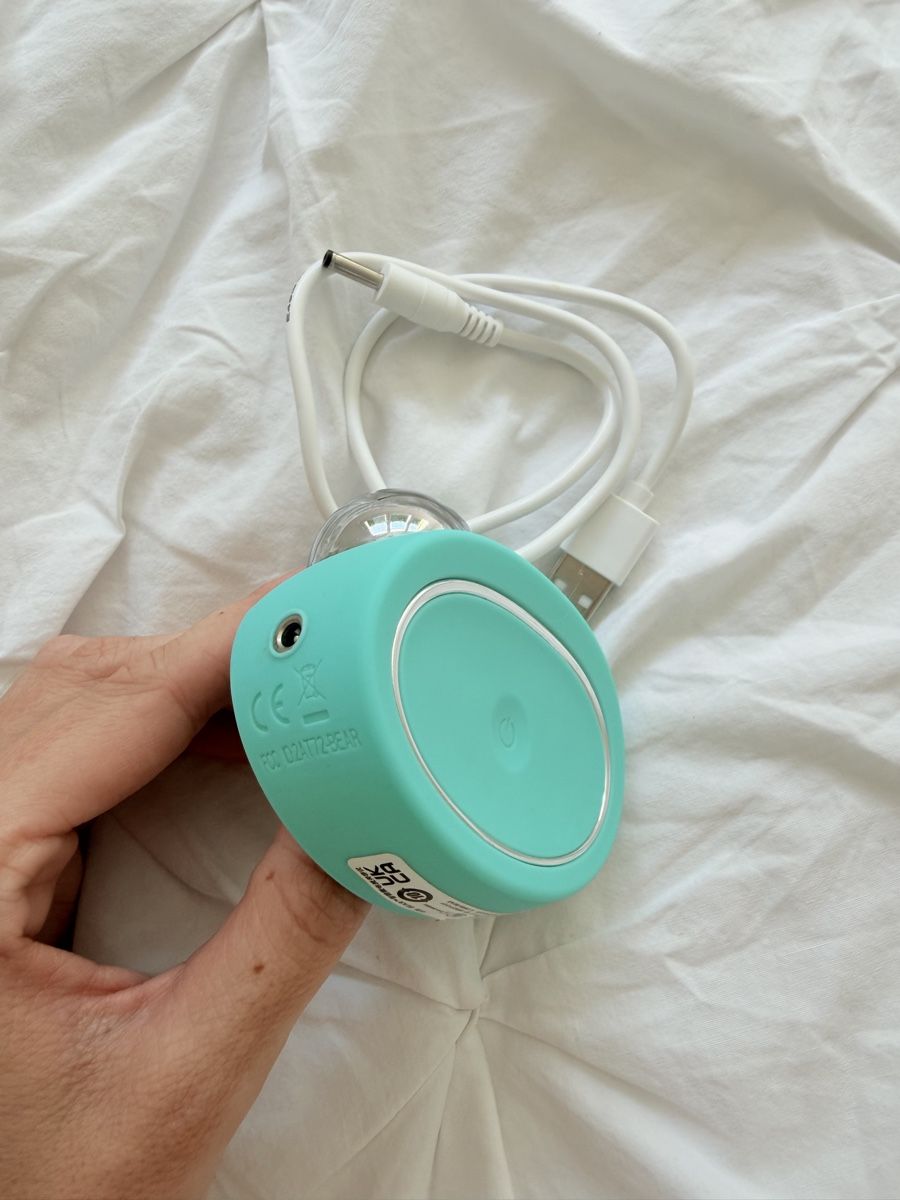 Foreo Soins du visage: Foreo BEAR App-Connected Microcurrent Toning Device – D'occasion à Chamoson par NLo_ 2