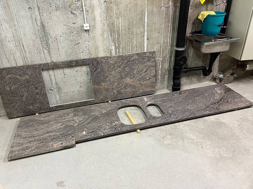 Komplettküchen: Küchenarbeitsplatten Granit – Gebraucht aus Merlischachen von Gitta-13 1
