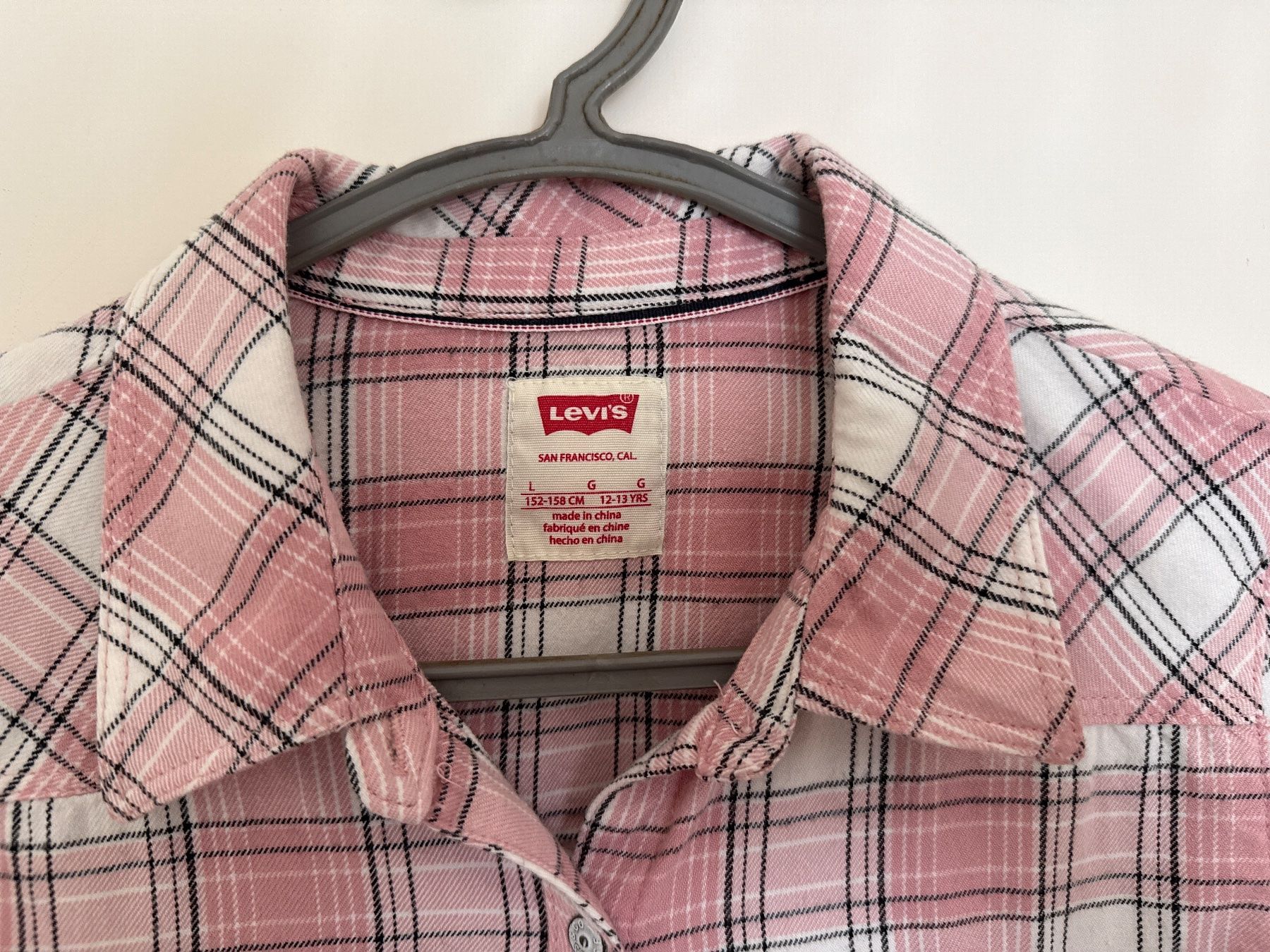 Levi's Blusen, T-Shirts & Tops: Levis Hemd L 152-158cm 12-13yrs – Gebraucht aus Horgen von linuxrp 3