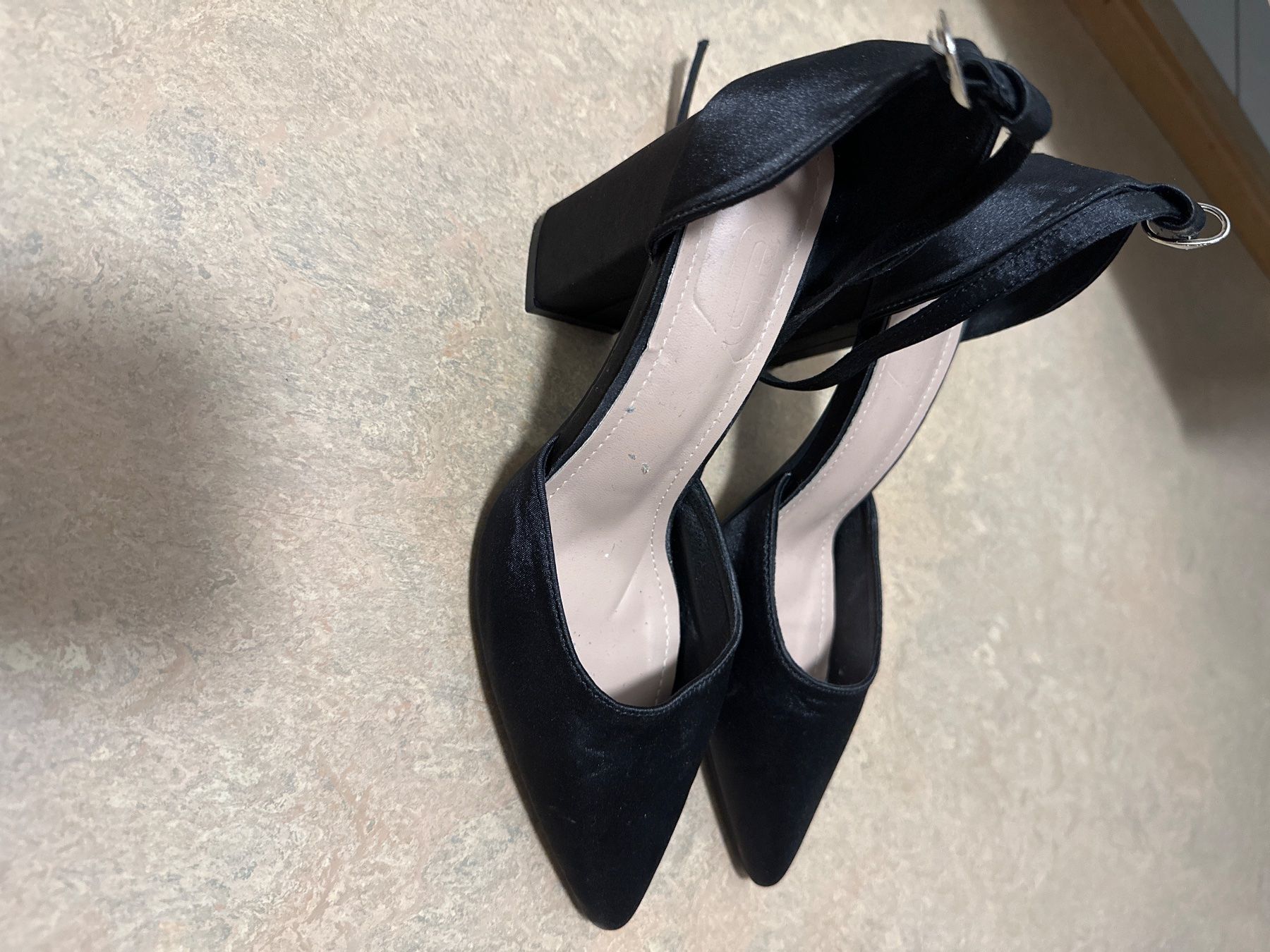 Damenschuhe: High heels – Gebraucht aus Winterthur von Can.sel37 1