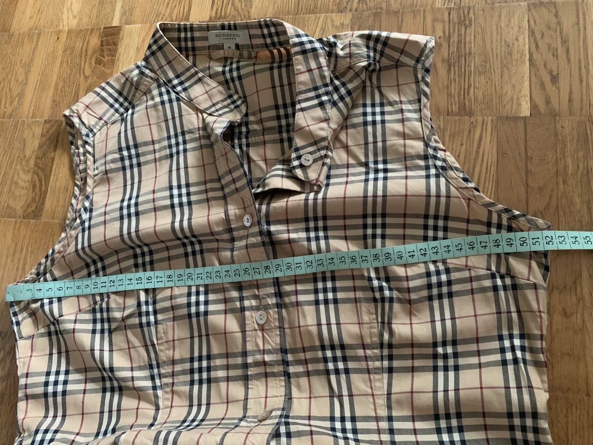 Vestiti: Burberry Kleid – Usato da Zürich venduto da Nikuska32 6
