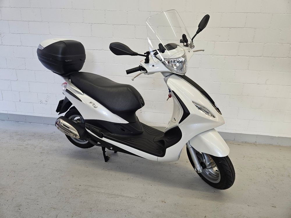 Piaggio FLy 125 i.e. 3V (Gebraucht) in brüttisellen für CHF 2250 – nur ...