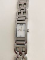 BALLY Uhr Edelstahl klein (neuwertig)