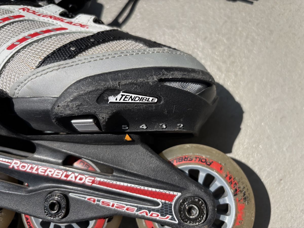 Patins à roul. & inline: Rollerblade für Kinder – D'occasion à Stäfa par Protea3 1