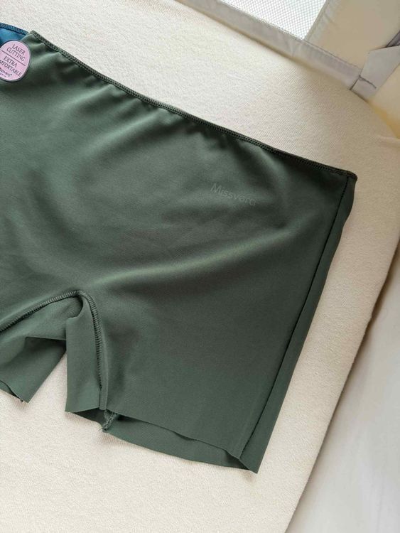 Pantaloni: shorts unterhose  Grün, Neuwertig – Nuovo e nell'imballaggio originale da Riehen venduto da ann_76jw 1