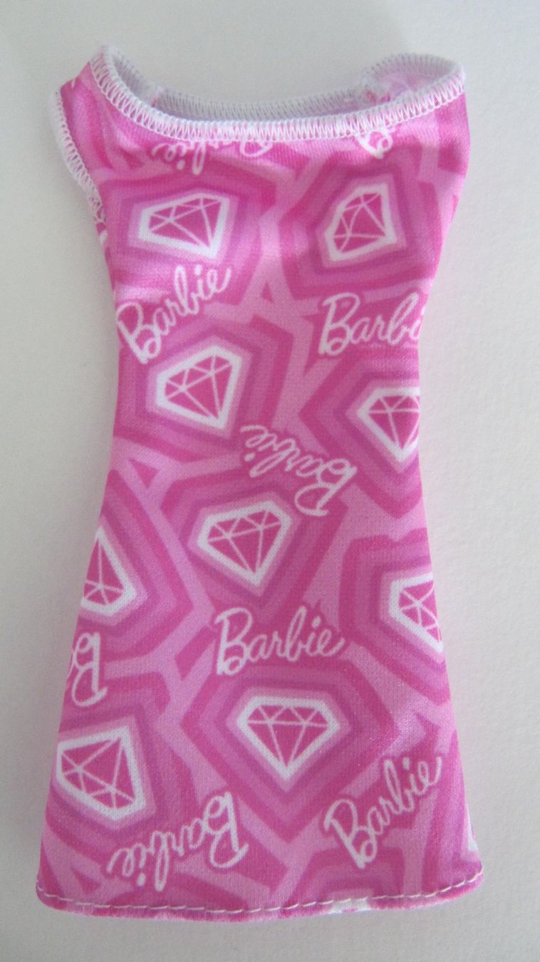 Bambole: Schöne Kleider mit Barbie Logo – Nuovo (secondo la descrizione) da Brunnen venduto da Kiwiland1 3