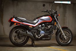 VF1100S