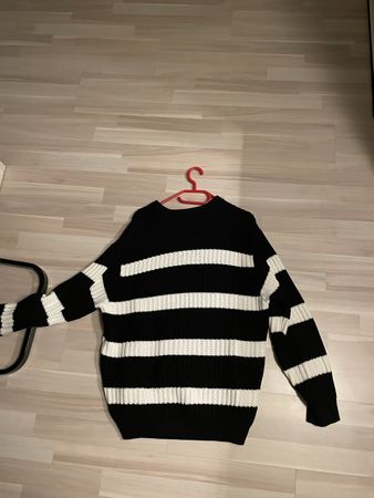 Schwarzer Supreme Strickpullover mit Streifen, Grösse M