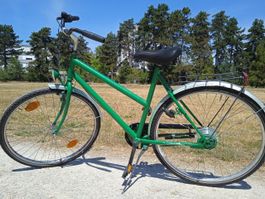 Stadtrad gruen guter Zustand 28 Zoll, passt für 160-185 cm