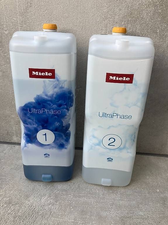 Miele Lavatrici: Miele Ultraphase 1 et Ultraphase 2 NEUFS + 3 cadeaux – Nuovo e nell'imballaggio originale da Essertines-Yverdon venduto da RNU11