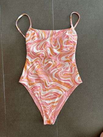 Badeanzug pink orange weiss Grösse S neuwertig