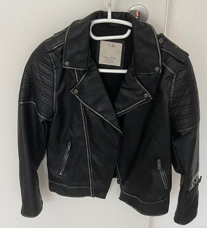 coole Kinder Kunstlederjacke Zara schwarz Grösse 140