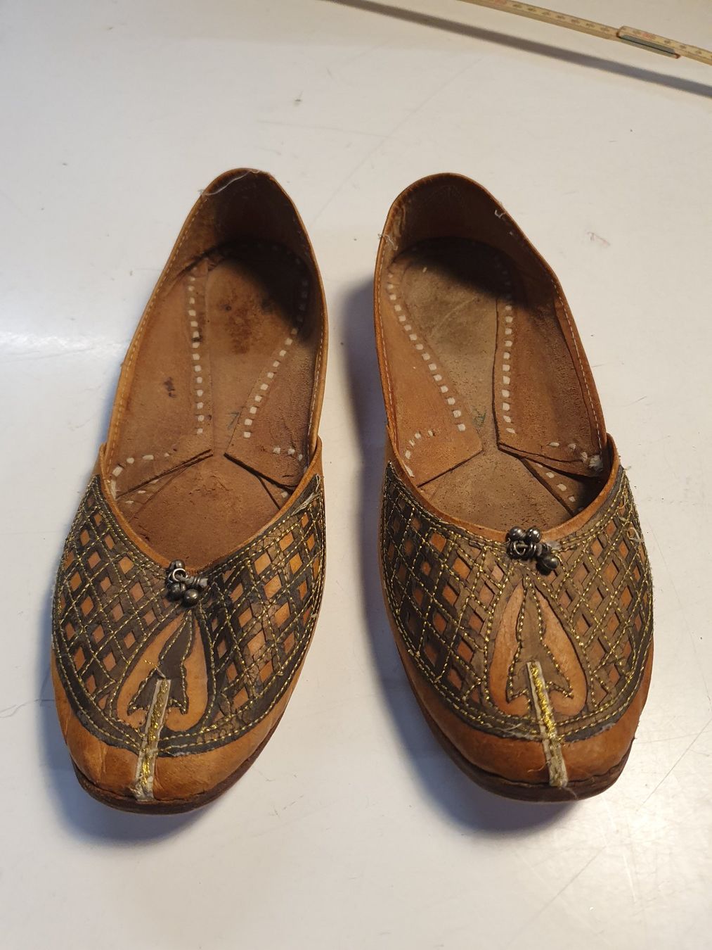 Scarpe da donna: Orientalische Hausschuhe – Usato da Zürich venduto da loosebone