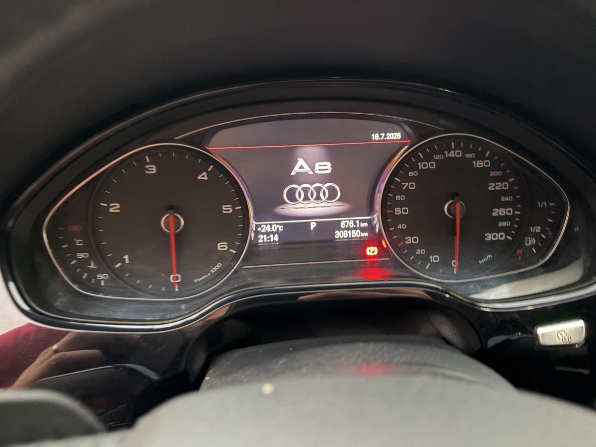 Audi Autos: Audi A8 4.2 TDi, ab MFK ab Service – Gebraucht aus Muttenz von mel_2j67 9
