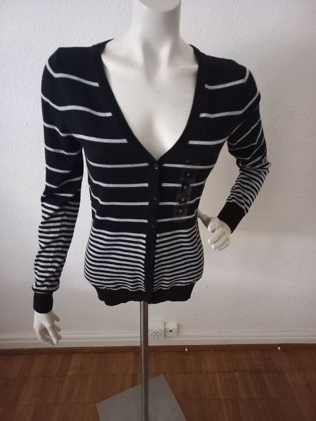 Giacche: Strickjacke – Nuovo e nell'imballaggio originale da Basel venduto da zaa_7ft5