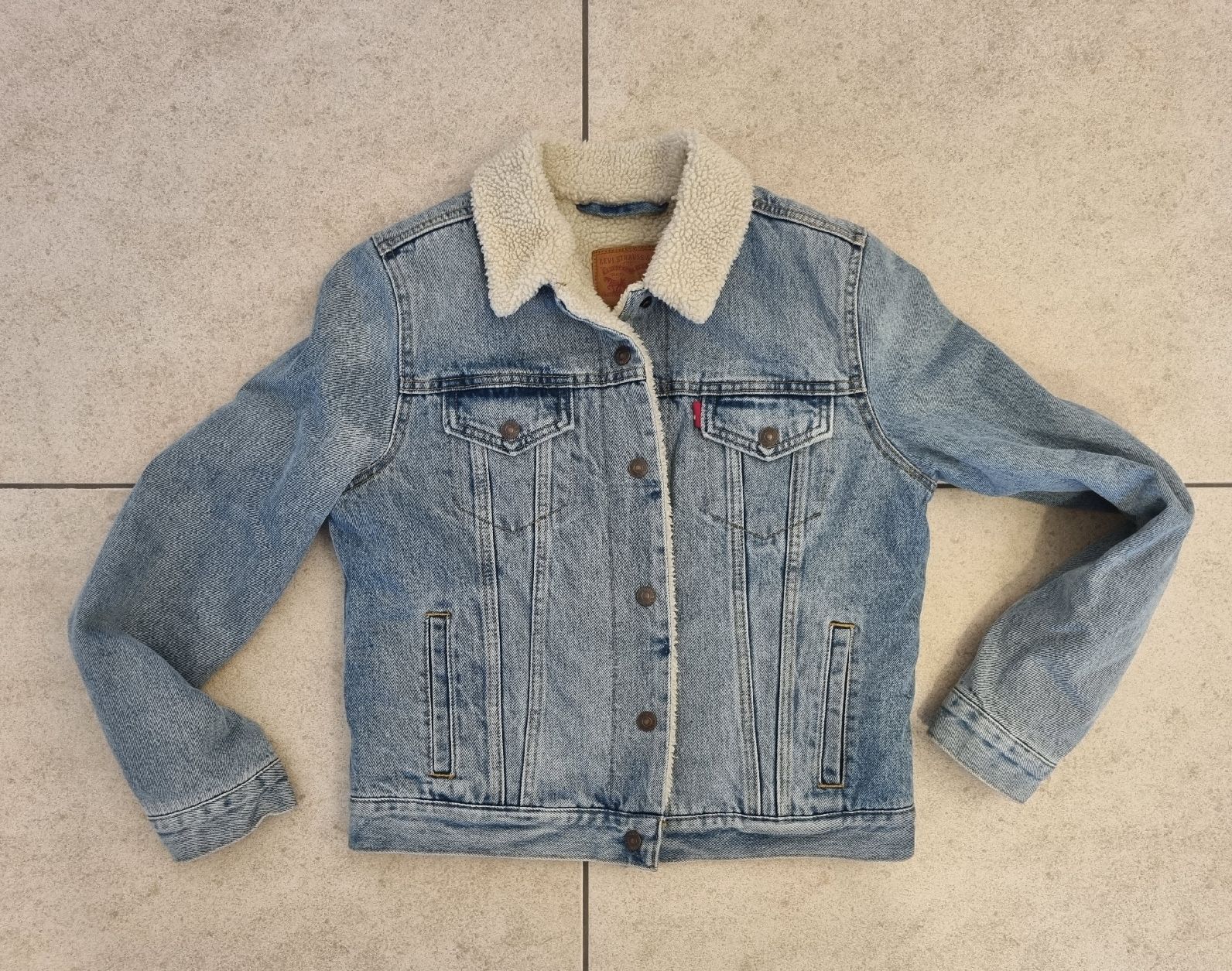 Levi's Giacche: Levi's Sherpa Trucker Jacket blau Grösse M  – Usato da Möriken AG venduto da mohnsame2