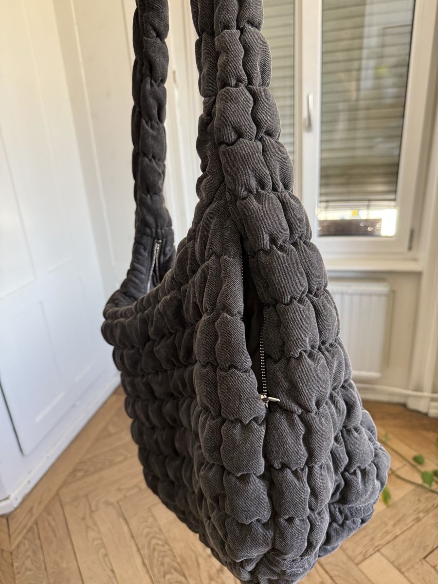 Cos Borse: Cos Tasche gesteppt – Usato da St.Gallen venduto da wulfattack 1