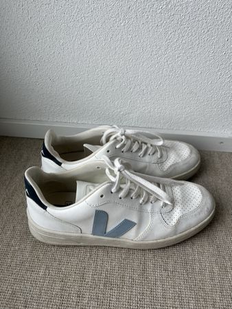 Veja Schuhe - Grösse 42 (EUR)