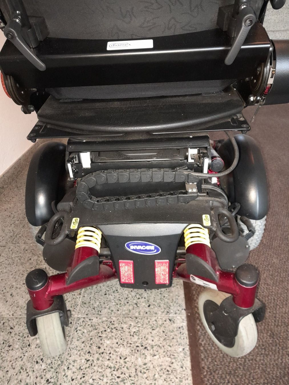 Sedie a rotelle: INVACARE  elektrischer Rollstuhl TDX – Usato da Berg TG venduto da Mercur12 2