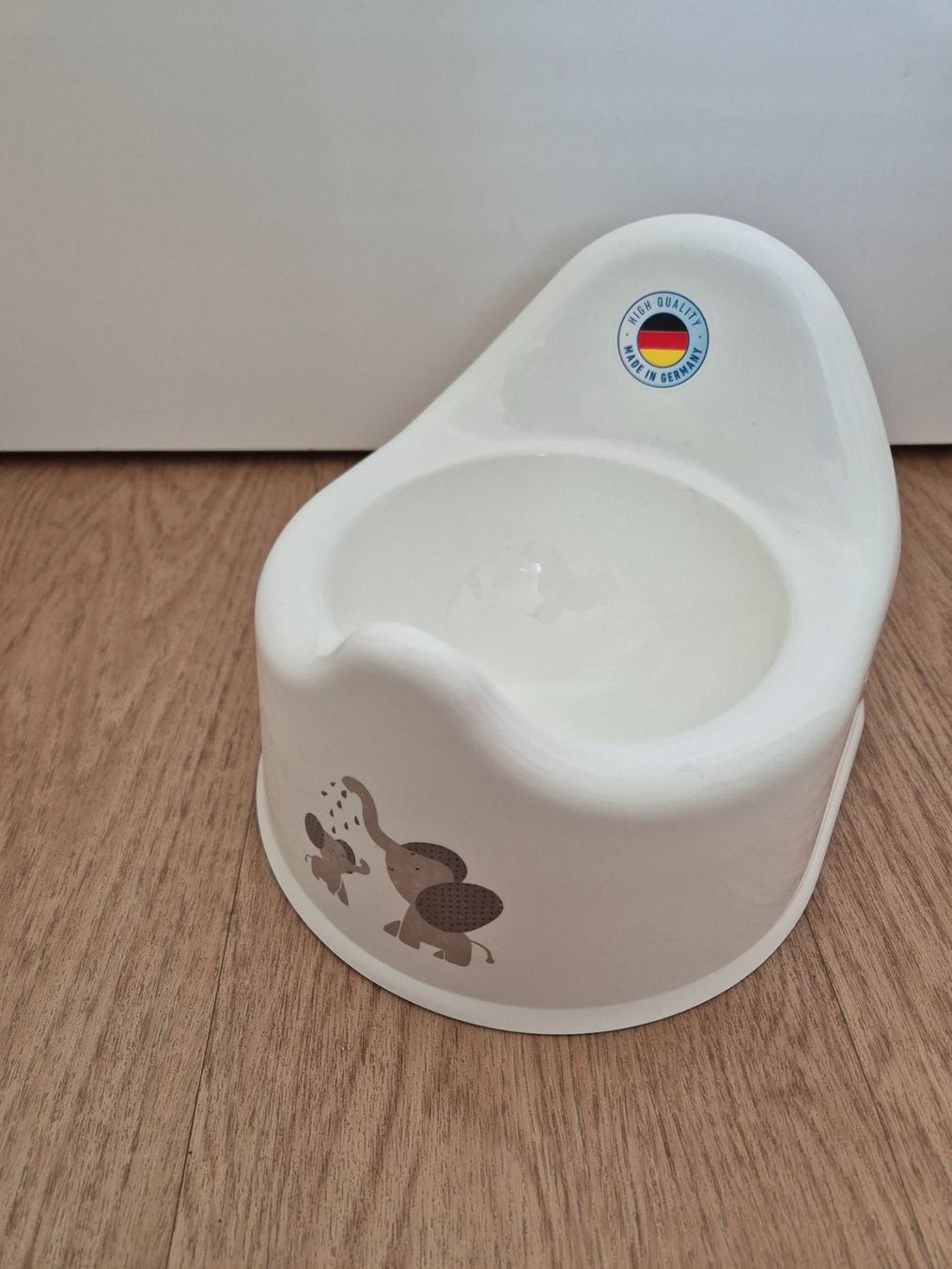 Rotho WC: Rotho Baby-Töpfchen Elephants – Usato da Aarburg venduto da i_c6r8