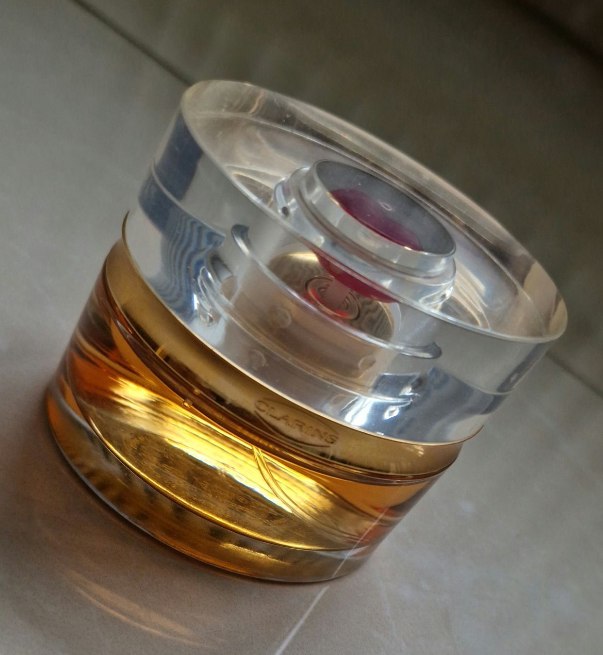 Clarins Profumi & Eau de Toilette: Clarins Perfume. – Usato da Killwangen venduto da bmy_5rtt 1