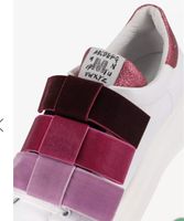 Trendy N°21 Sneakers Gr. 38 mit Samt Schleifen