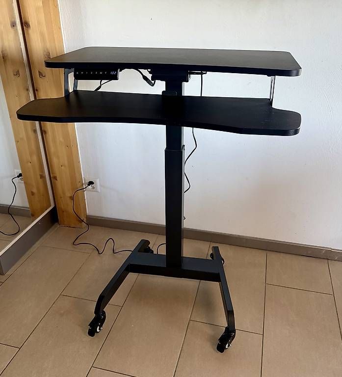 Schreibtische: Bureau réglable  – Gebraucht aus Châtillon von per_78sj