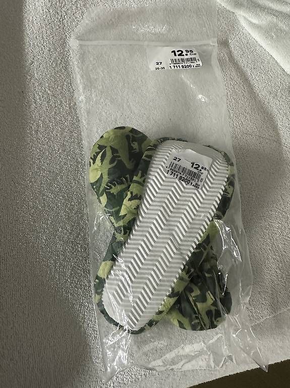 Schuhe für Jungen: Turnschläppli Gr. 27 – Neu und originalverpackt aus Attiswil von Martin558790