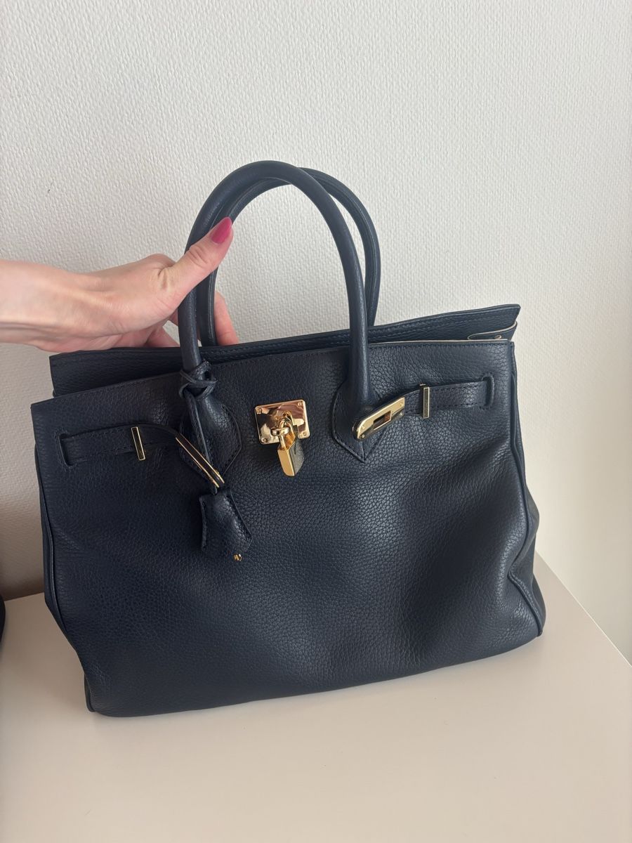 Buti Sacs femmes: Navy blue original Buti bag – D'occasion à Cham par helike 2
