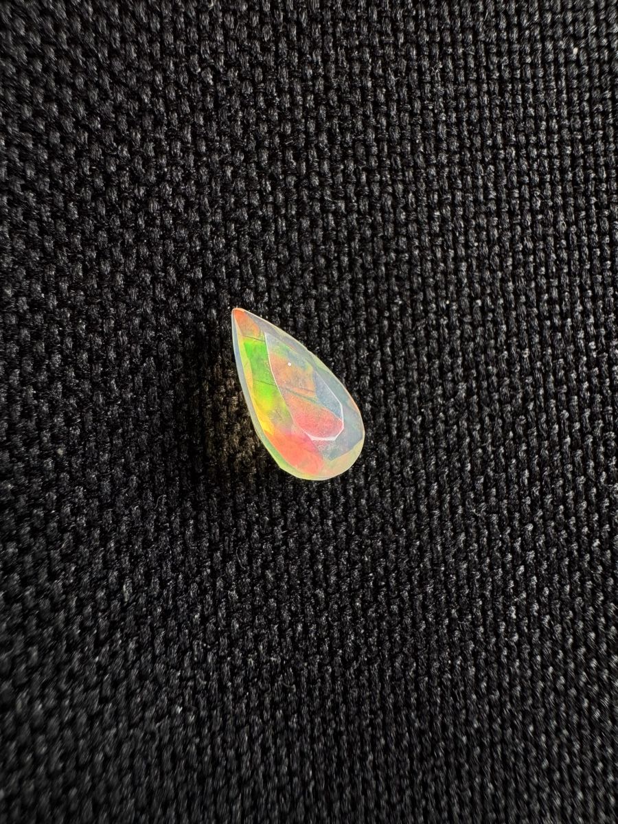 Pierres précieuses: Äthiopischer Opal 1ct – Neuf avec emballage d'origine à Wängi par Horus90