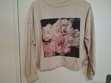 Gemütliches Oversized Sweatshirt mit Blumenprint
