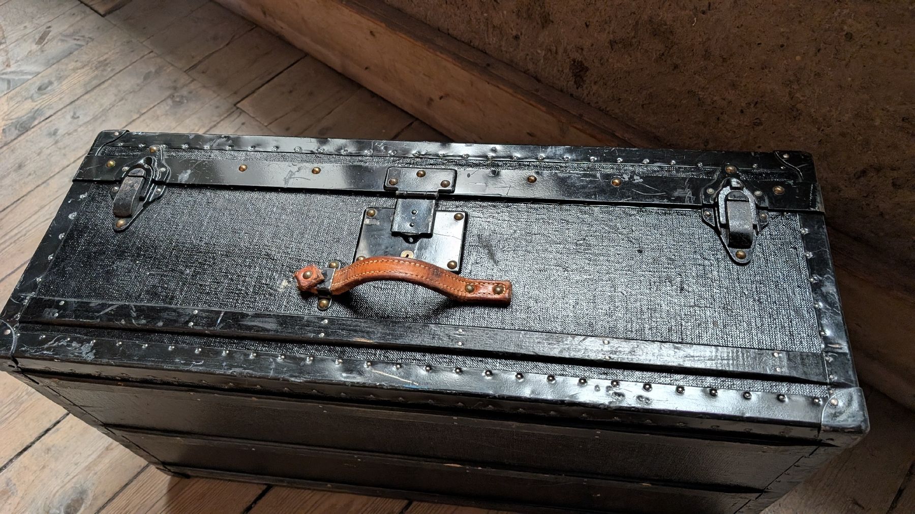 Casse di trasporto: Offizierskiste Schweizer Armee – Usato da Rorschach venduto da Obi-Wan85 1