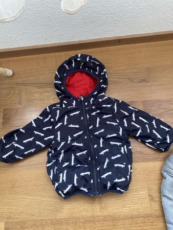 Skate Board Kids Jacket, reversible, size 67 6months, great!