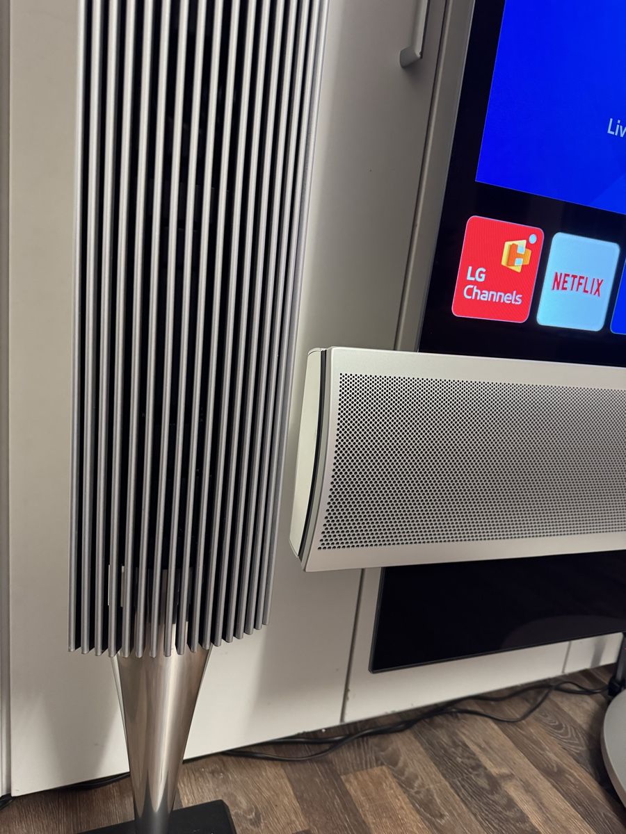 Bang & Olufsen Televisori: Bang & Olufsen Beovision ECLIPSE 55 Mk2  inkl.el.Standfus – Usato da Wetzikon ZH venduto da Hadis 1