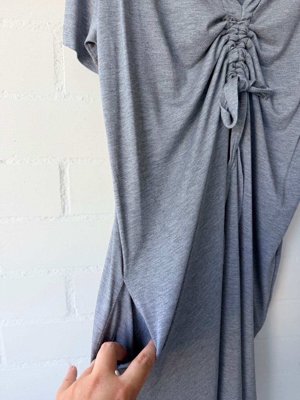 Cos Kleider: COS Jersey Maxi Kleid grau Gr. L – Gebraucht aus Brütten von Rod816 3