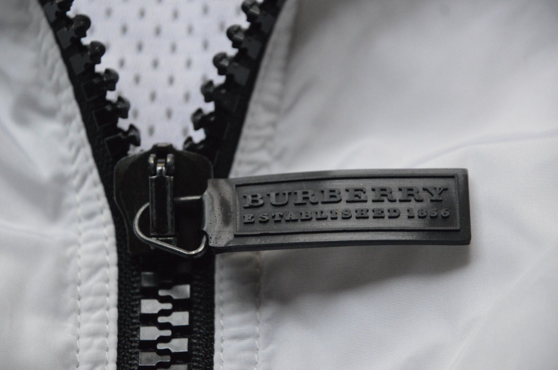 Burberry Giacche: Bomberjacke Burberry blouson veste .8 / 36 – Usato da Collonges venduto da arashee 5