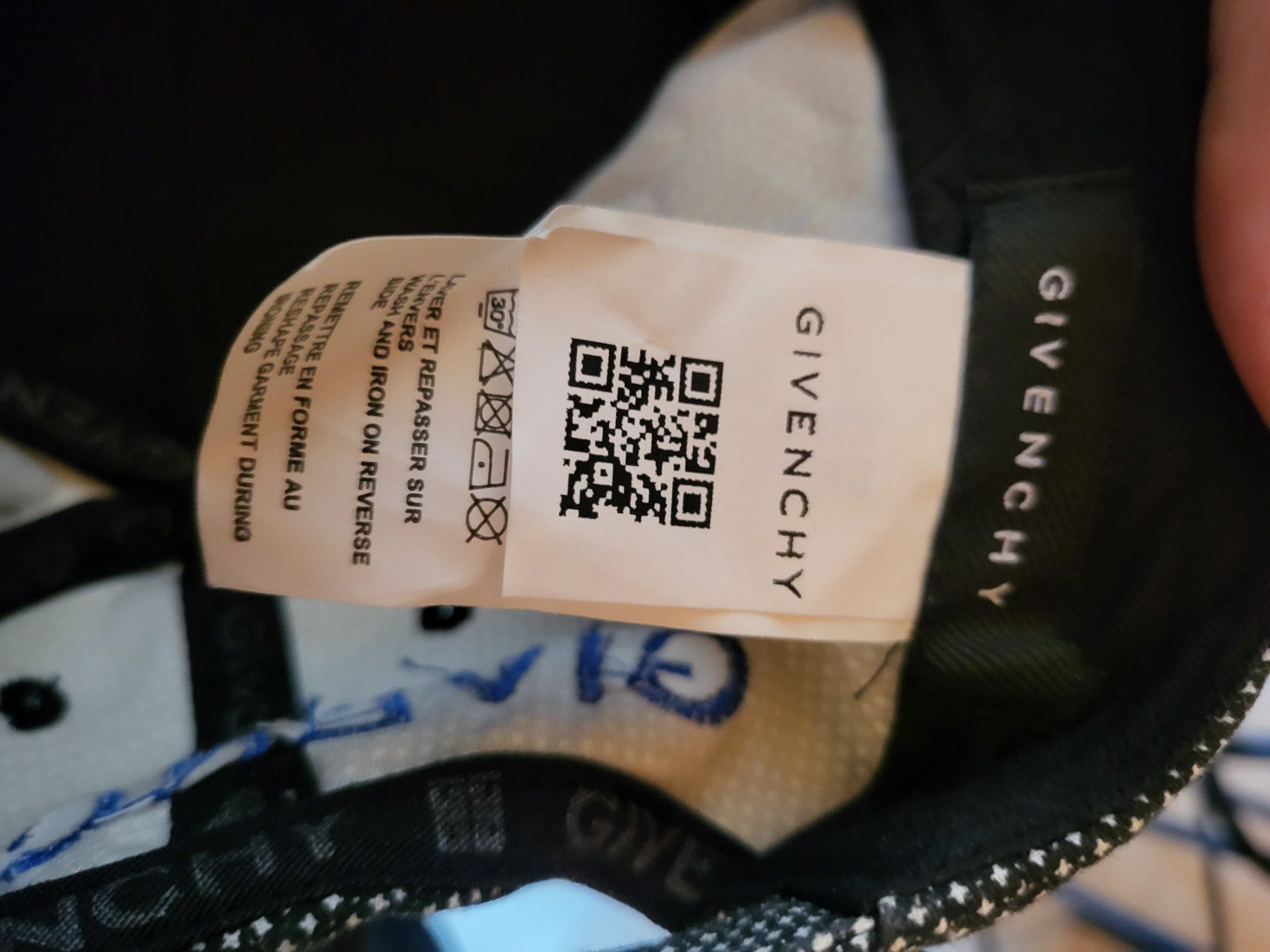 Givenchy Copricapi, berretti & cappellini: Casquette Givenchy Paris Neuf – Nuovo (secondo la descrizione) da Troistorrents venduto da ami_mzq5 6