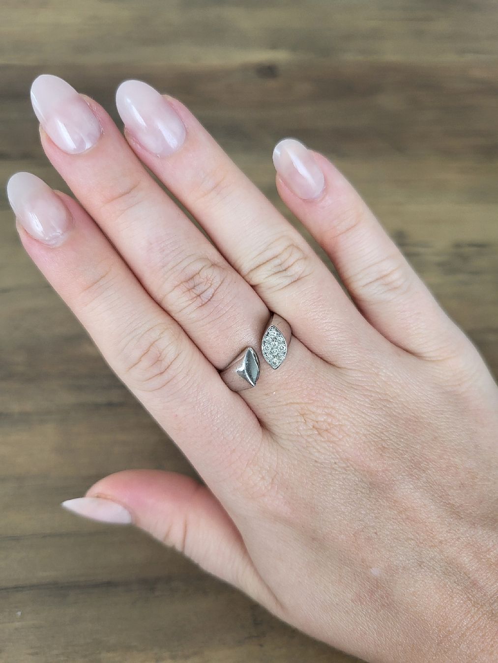 Anelli: Wunderschöner weissgold Ring mit 10 Brillanten  – Nuovo (secondo la descrizione) da Unterägeri venduto da Altgoldschmuck 2